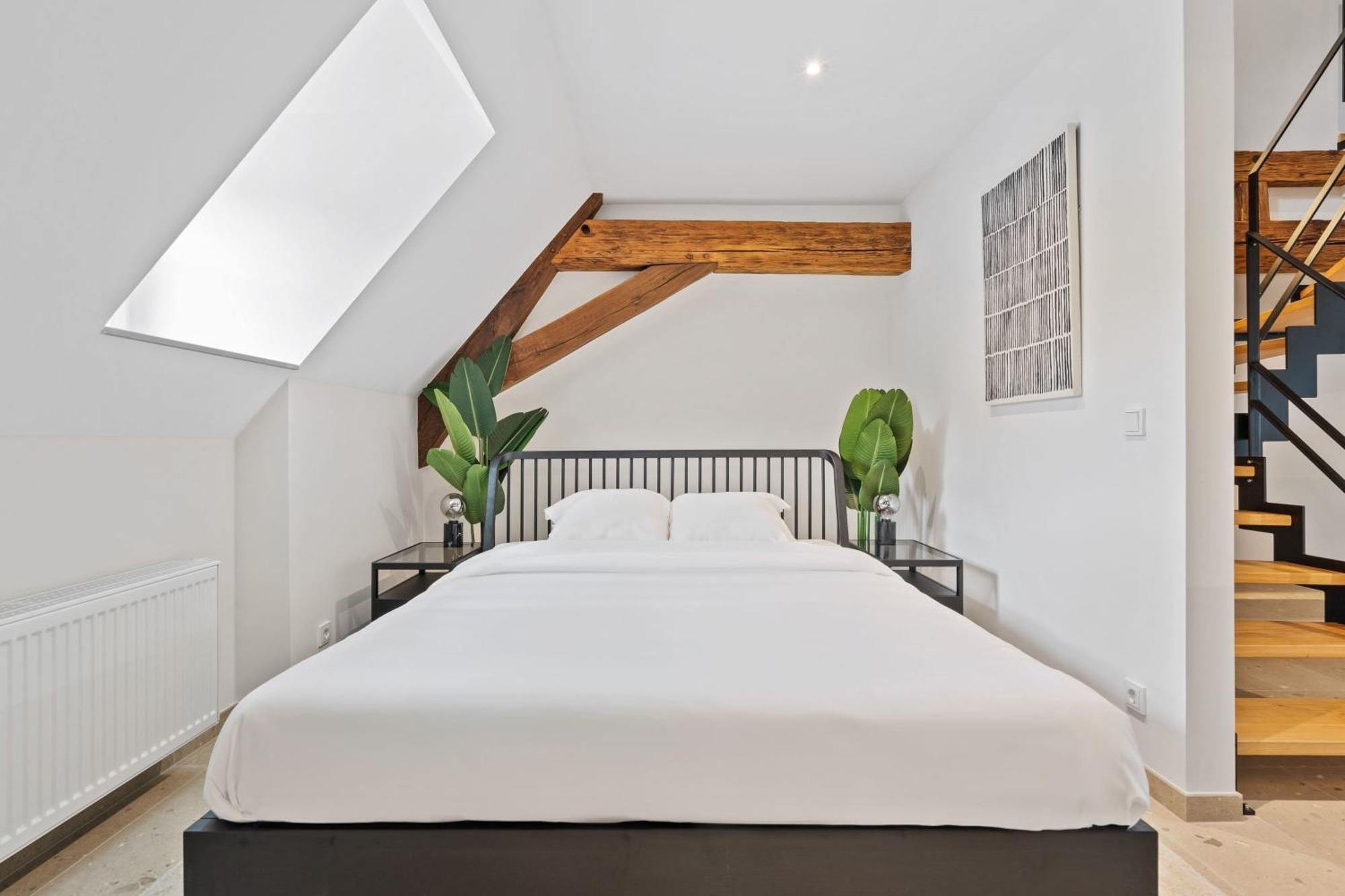 Elegant Clausen Apartment With King Bed & Wifi Luxembourg Luaran gambar
